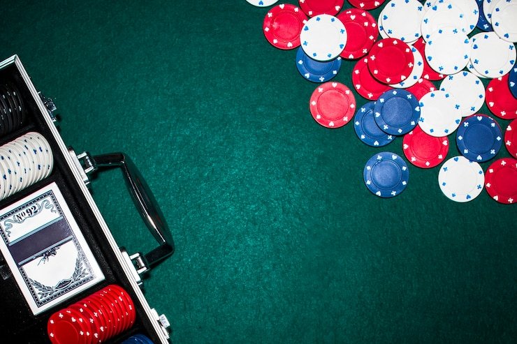 Antarmuka aplikasi mobile auratoto menampilkan menu sportsbook dan kasino langsung